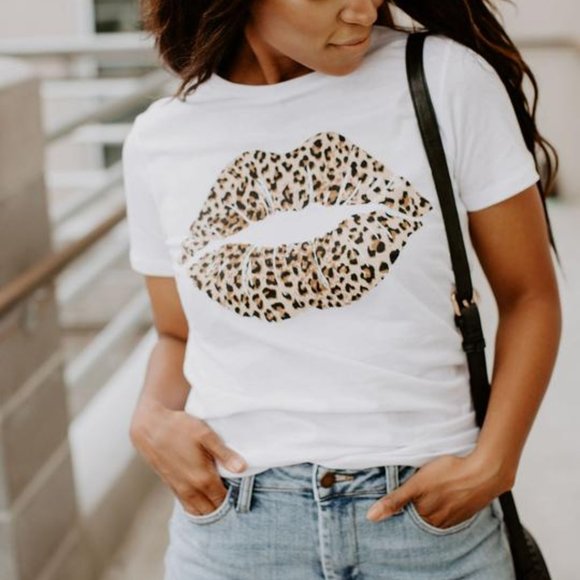 | norah leopard kisses tee | - Picture 2 of 4
